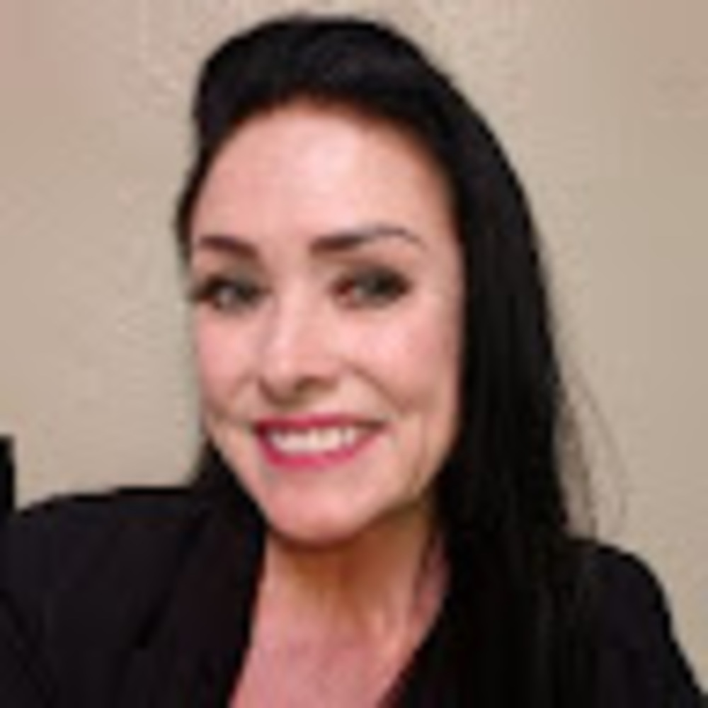 Meet your Posher, Carrie silvina